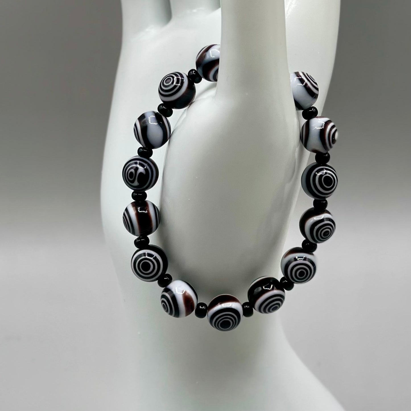 Black and White Eye-Dot Bracelet